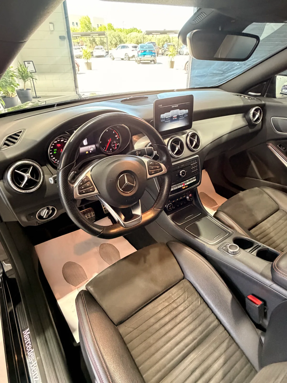 Mercedes Benz CLA 200d Shooting Brake — foto 3