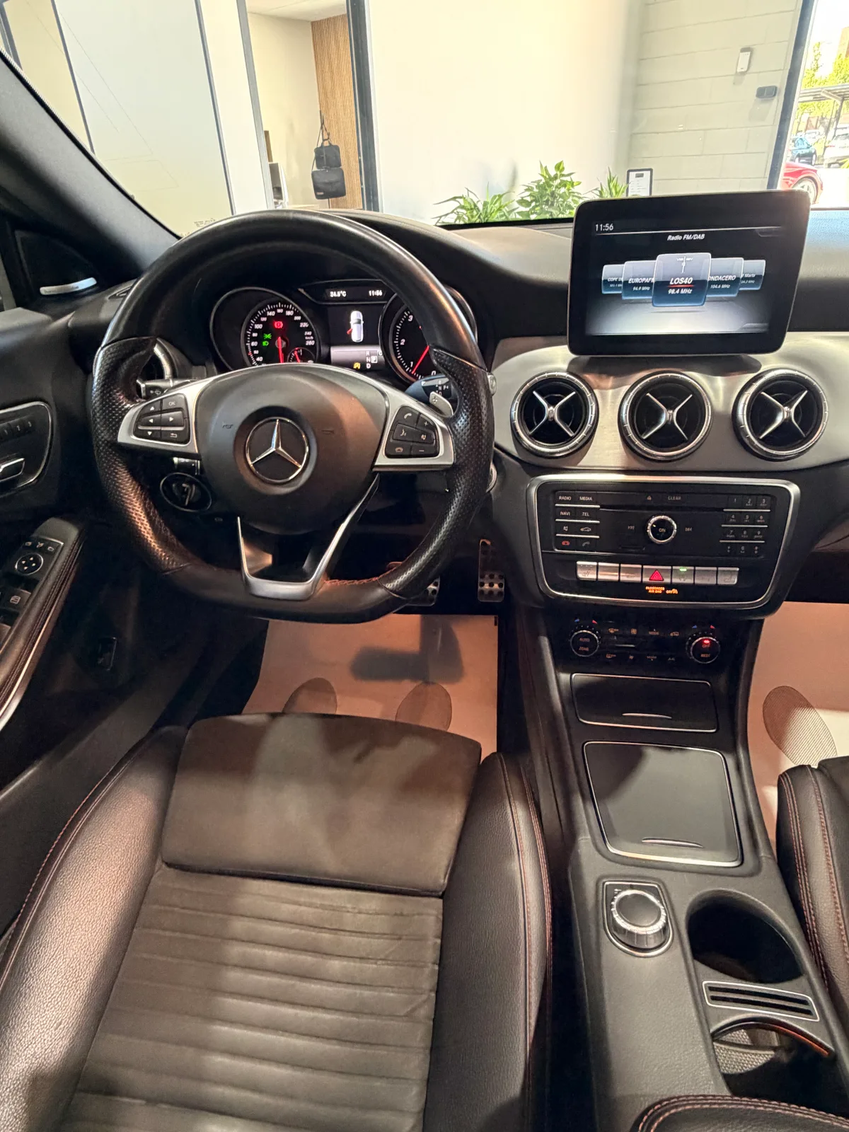 Mercedes Benz CLA 200d Shooting Brake — foto 4