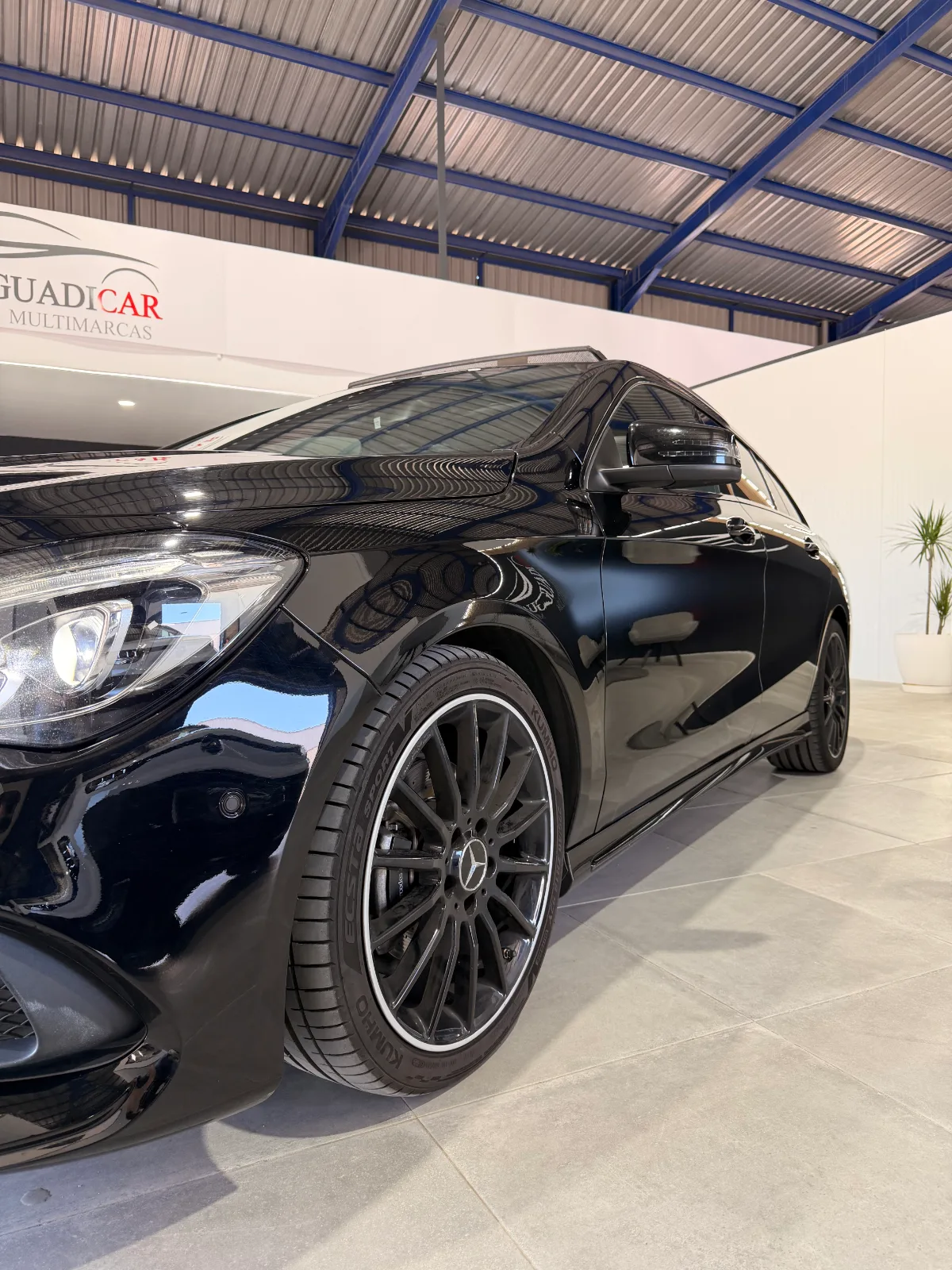 Mercedes Benz CLA 200d Shooting Brake — foto 10