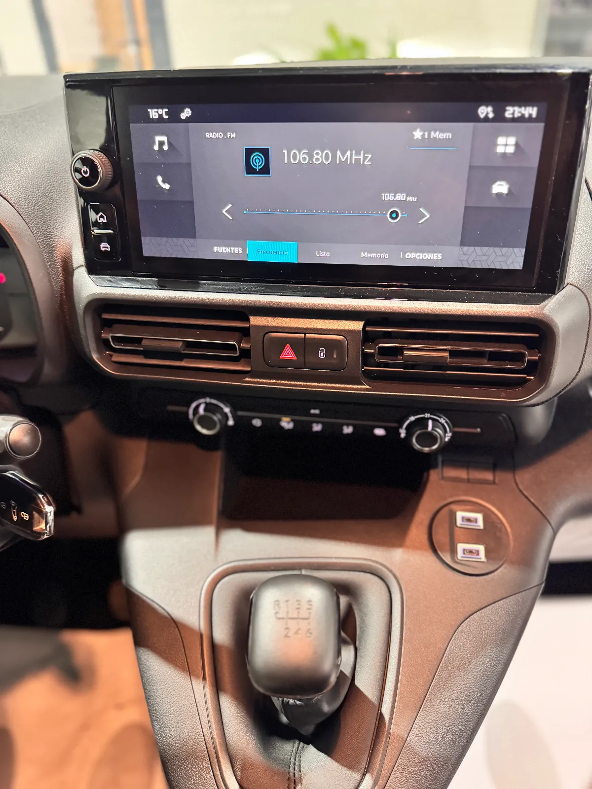 Citröen BERLINGO — foto 7