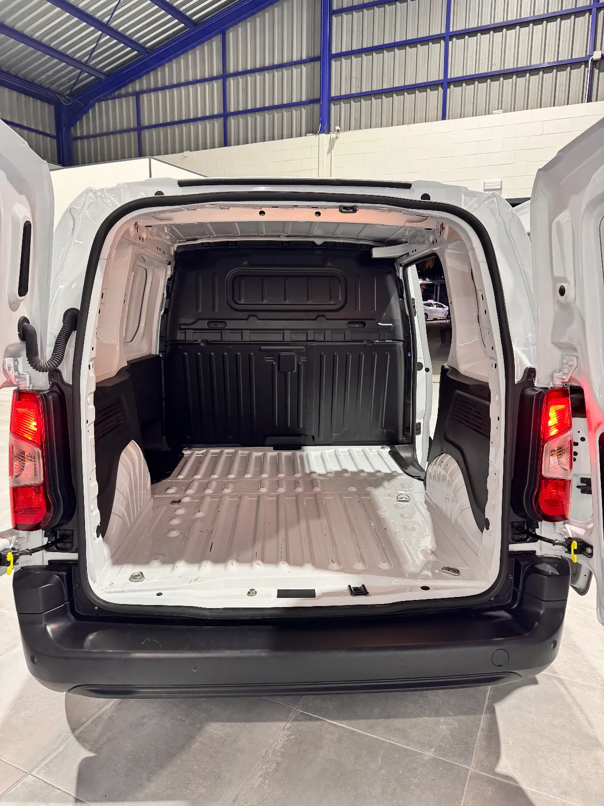 Citröen BERLINGO — foto 9