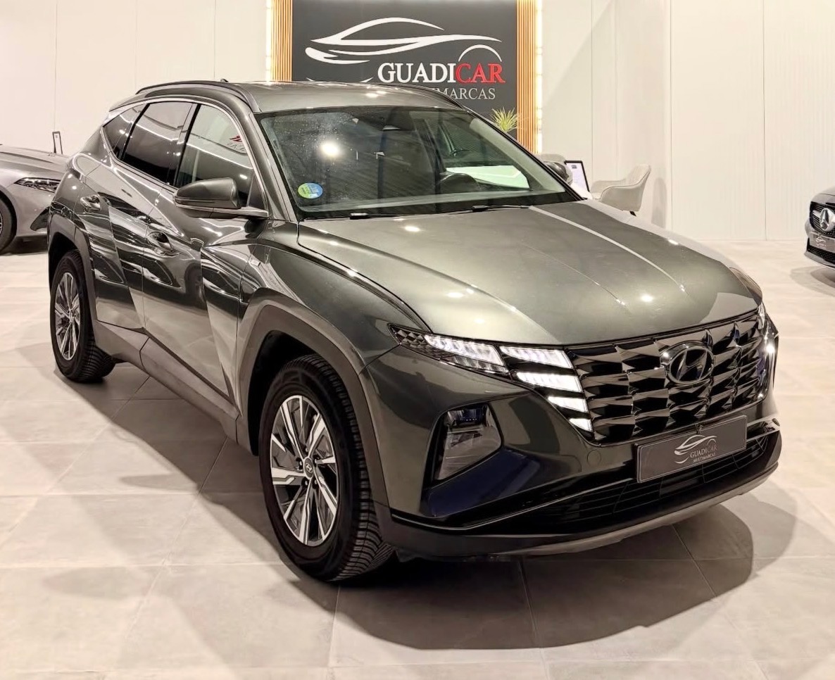 HYUNDAI TUCSON — foto 1