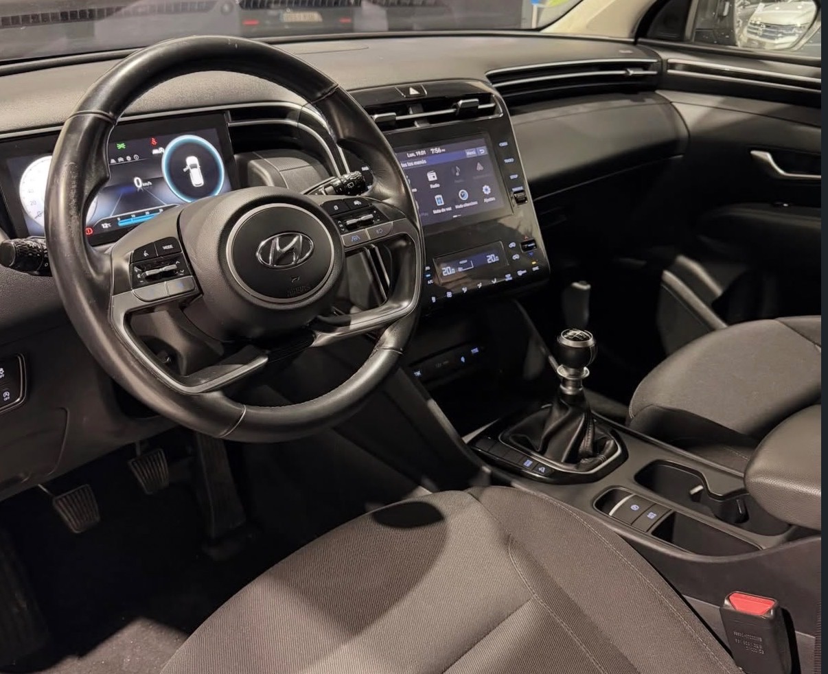 HYUNDAI TUCSON — foto 3