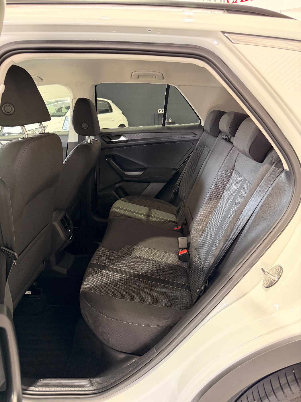 VOLKSWAGEN T-ROC — foto 7
