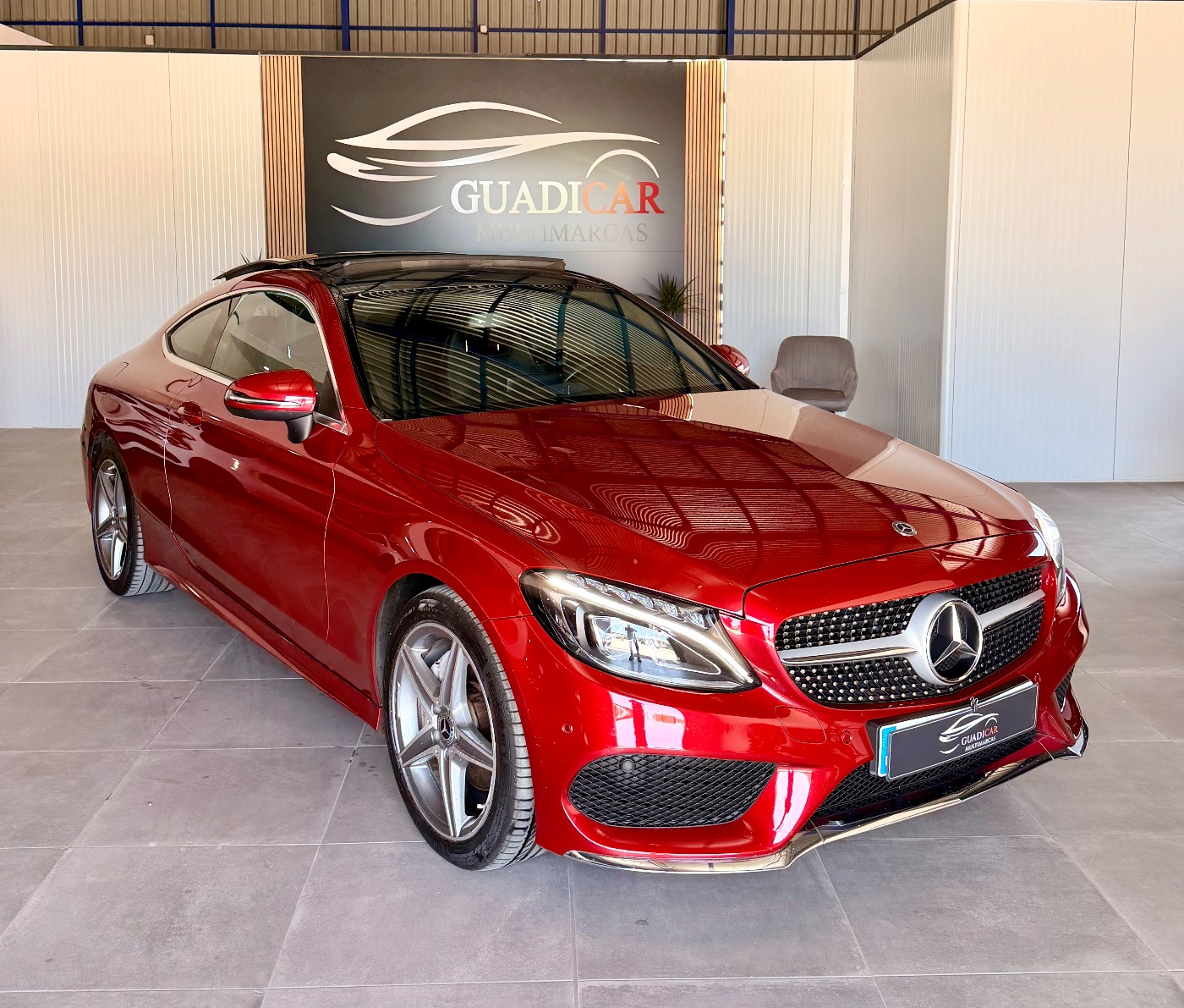 MERCEDES BENZ C220d COUPE — foto 1