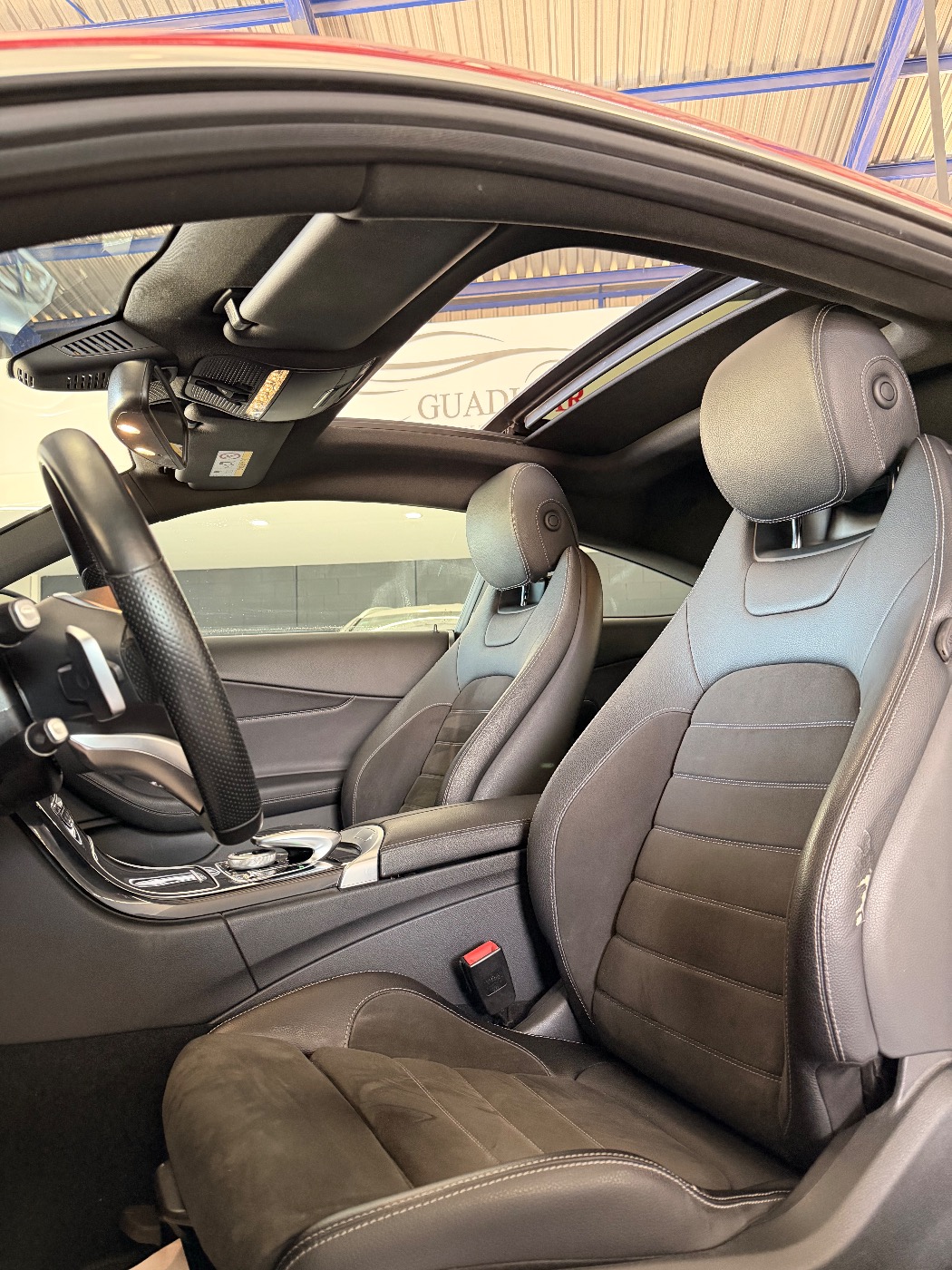 MERCEDES BENZ C220d COUPE — foto 4
