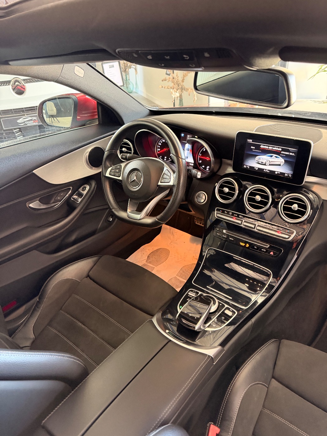 MERCEDES BENZ C220d COUPE — foto 5