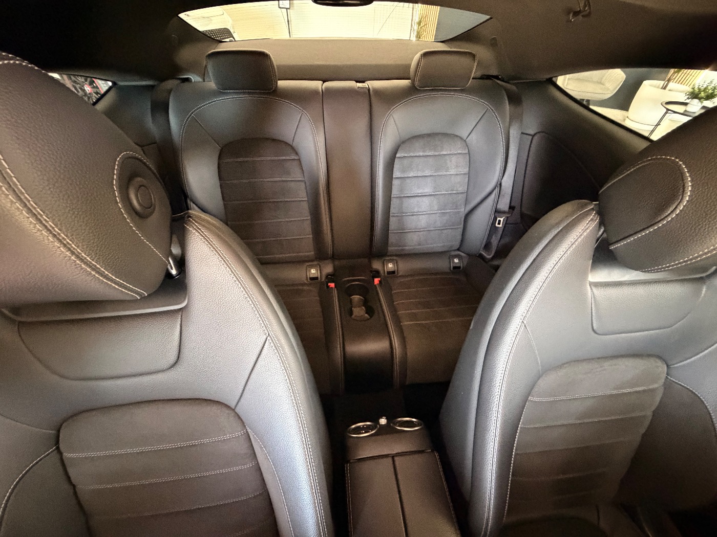 MERCEDES BENZ C220d COUPE — foto 6