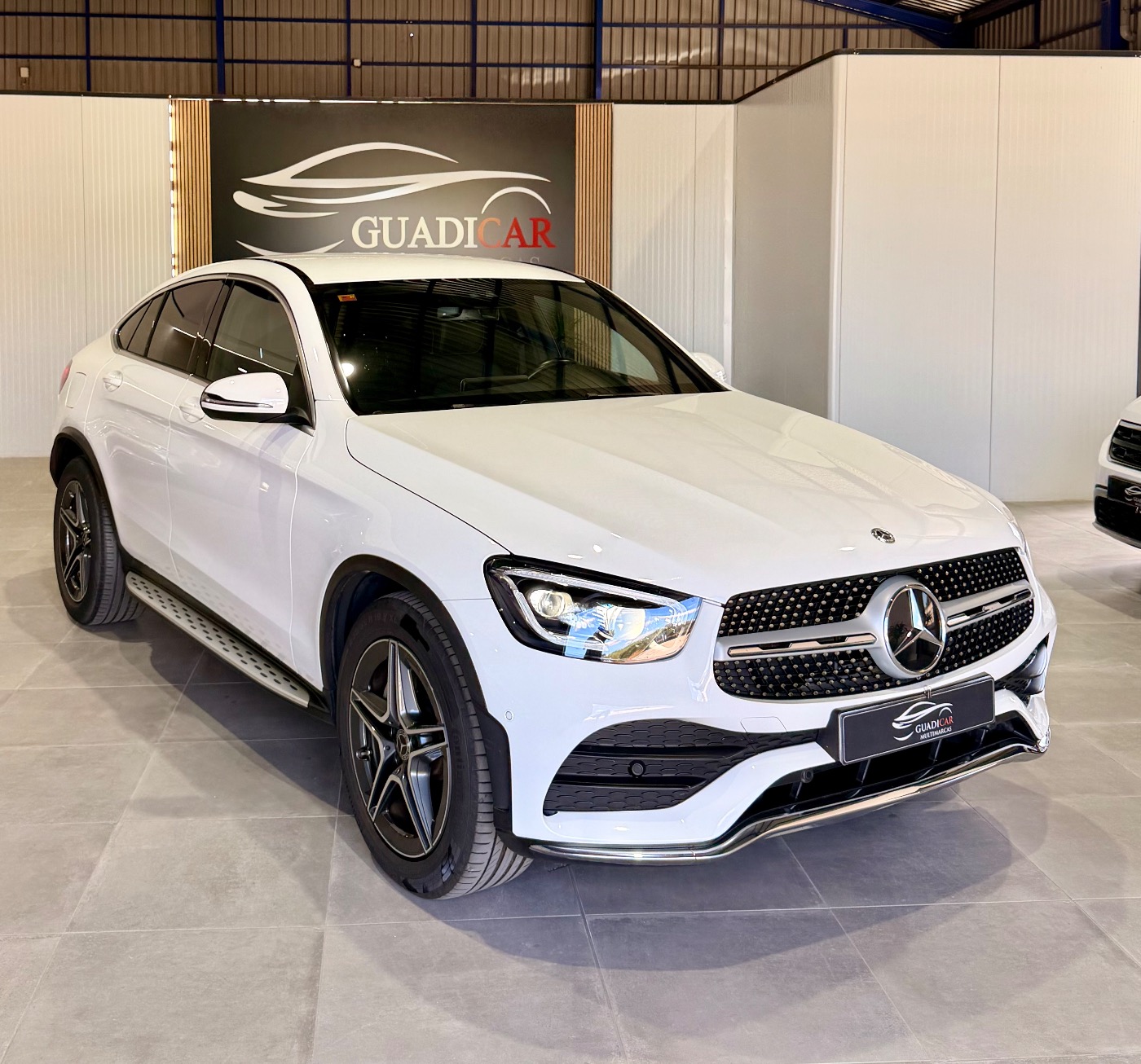 MERCEDES BENZ GLC 220d COUPE 4 MATIC AMG