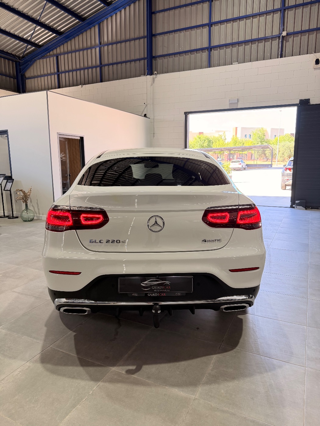 MERCEDES BENZ GLC 220d COUPE 4 MATIC AMG — foto 11