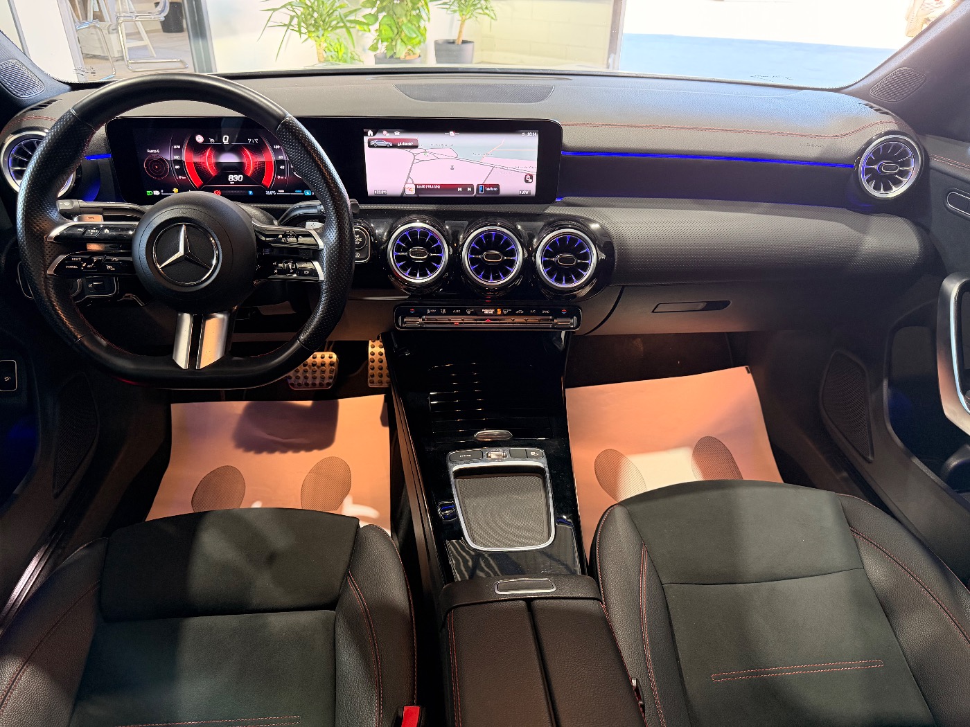 MERCEDES BENZ CLA 200 AMG — foto 7