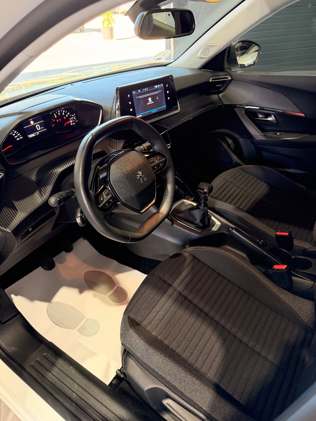 PEUGEOT 2008 Active Pack Blue HDi — foto 3