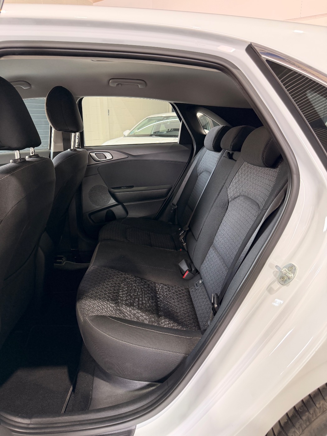 KIA CEED — foto 5