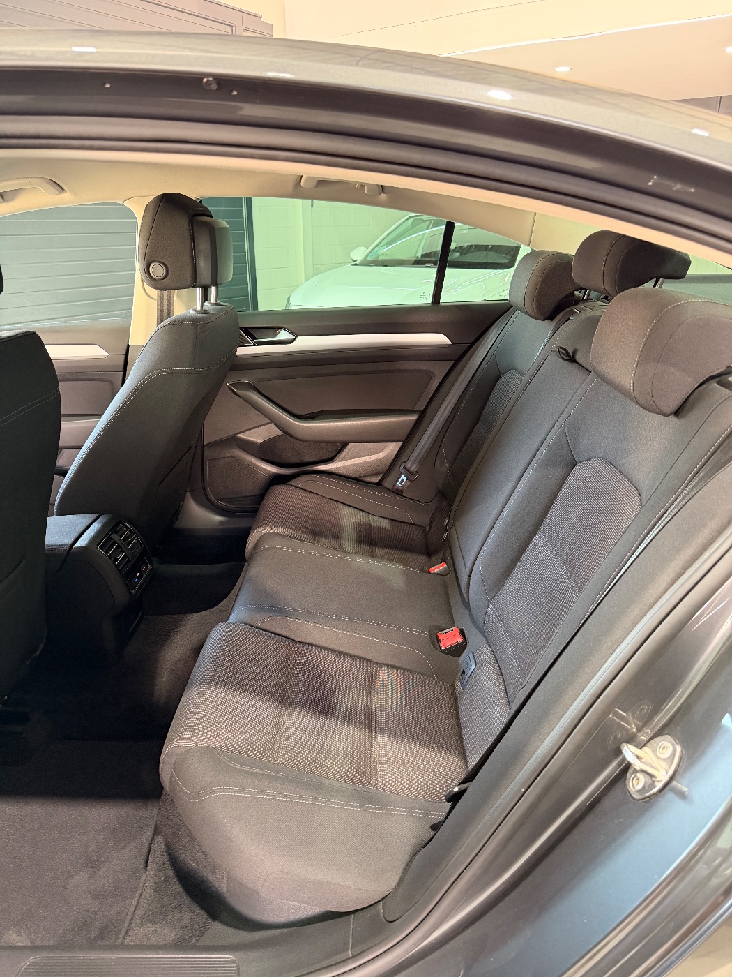VOLKSWAGEN PASSAT BLUEMOTION — foto 5