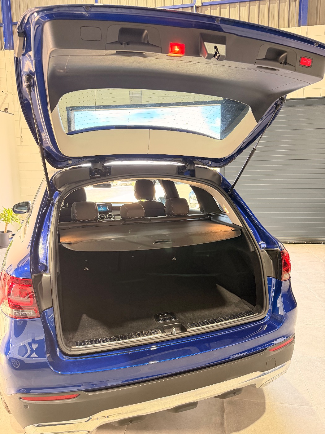 Mercedes-Benz GLC 200d 4 MATIC — foto 7