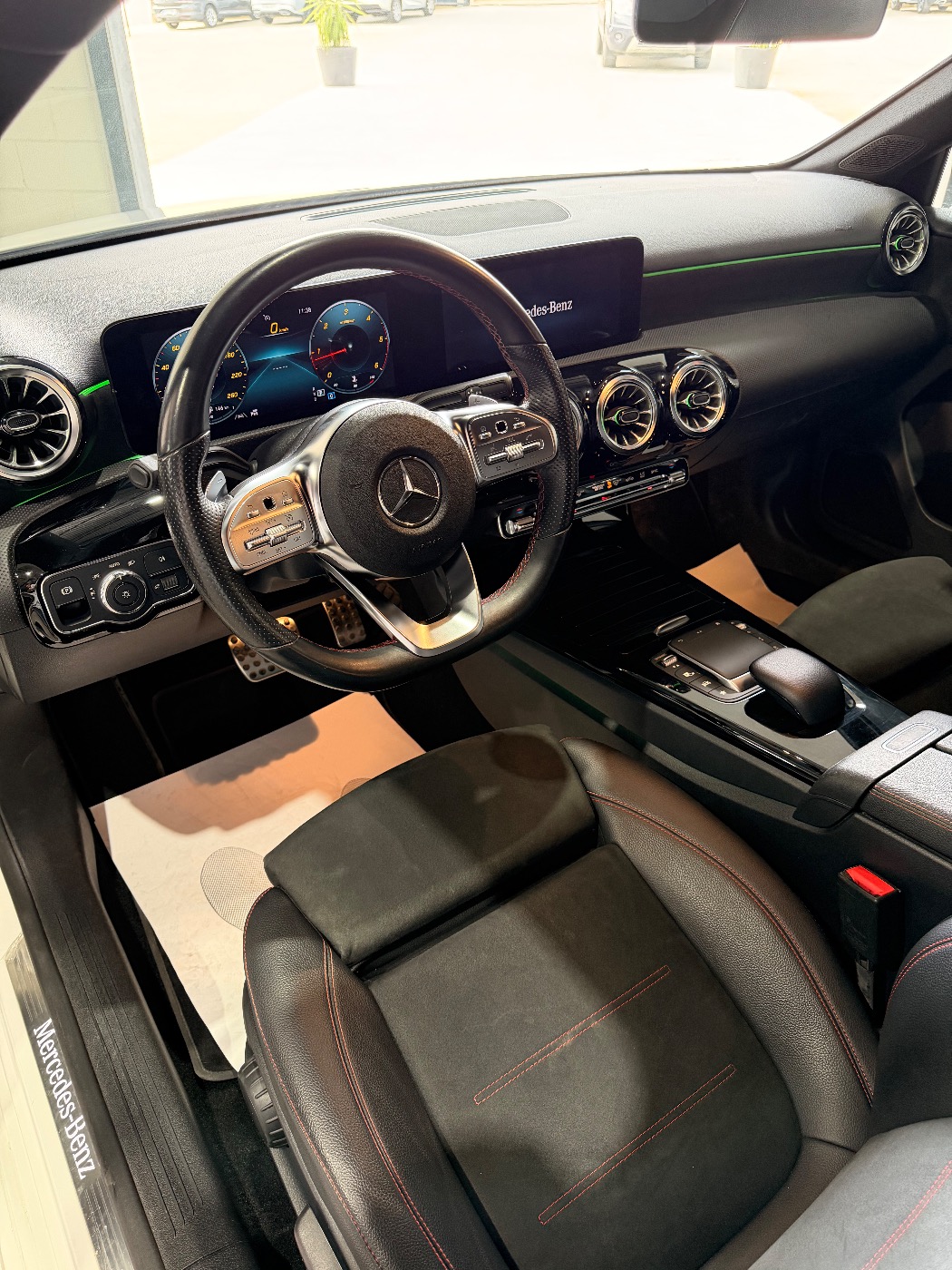 Mercedes-Benz CLASE A 200d — foto 4