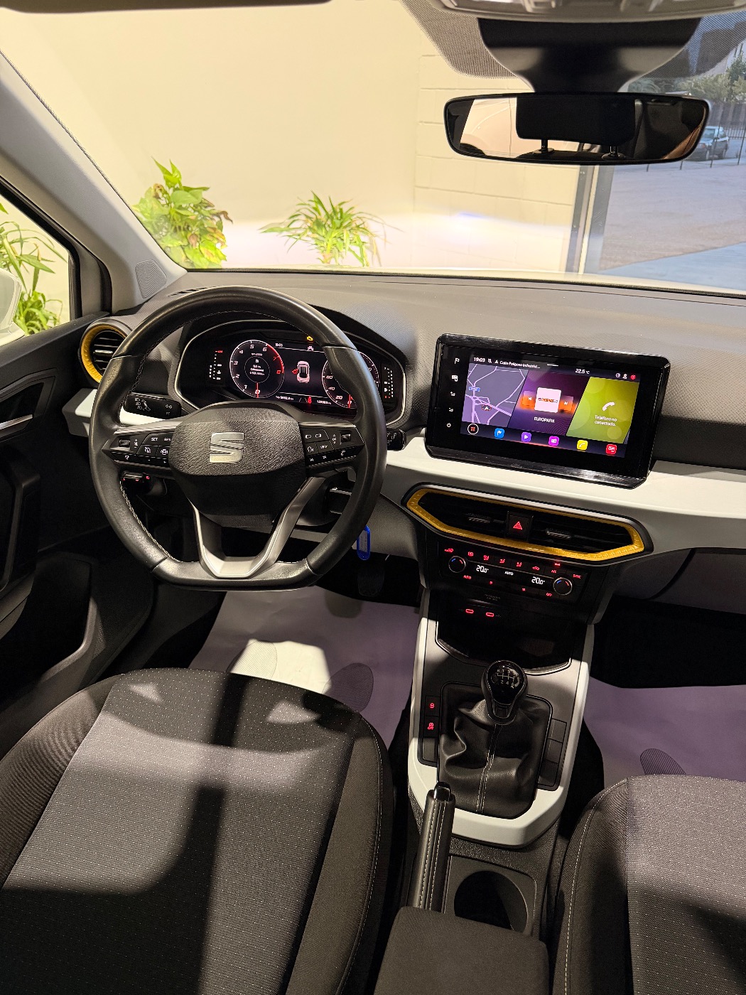 SEAT ARONA — foto 5