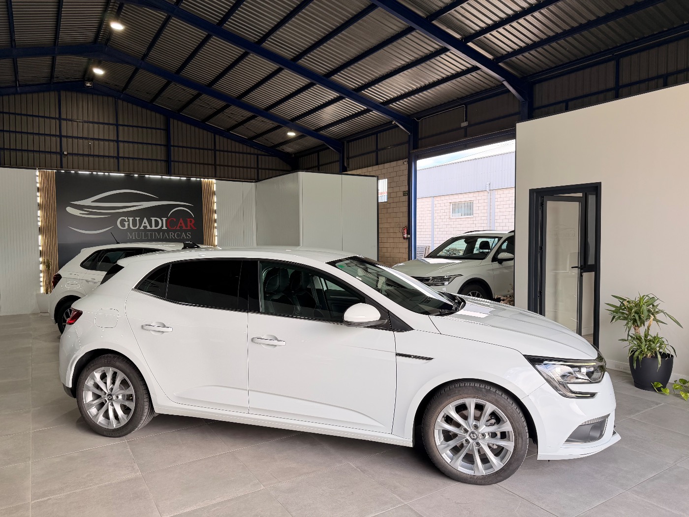 Renault MEGANE — foto 2